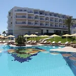 Semesteranläggning (resort) Oya
