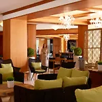 Semesteranläggning (resort) Oya 5*