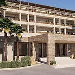 Oya Resort 5*