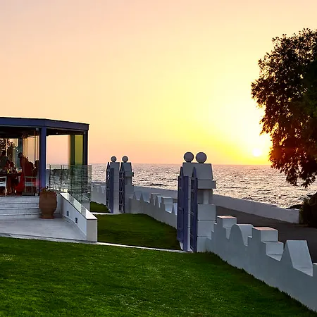Semesteranläggning (resort) Serita 5*